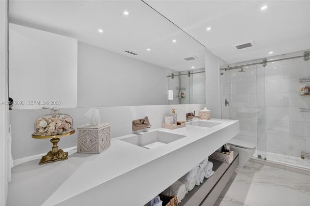 2301 Collins Avenue 440443, Miami Beach, FL 33139