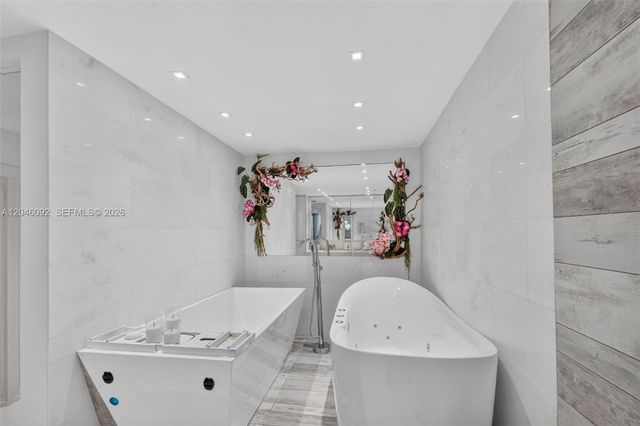 2301 Collins Avenue 440443, Miami Beach, FL 33139