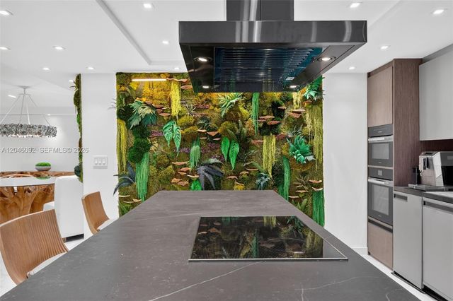 2301 Collins Avenue 440443, Miami Beach, FL 33139
