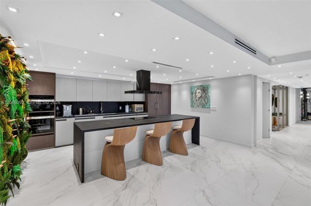 2301 Collins Avenue 440443, Miami Beach, FL 33139