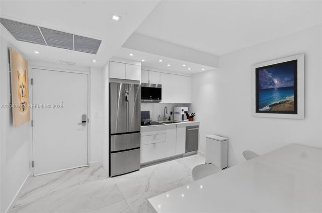 2301 Collins Avenue 440443, Miami Beach, FL 33139