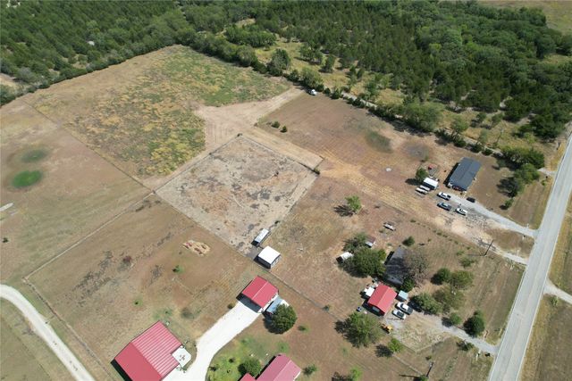 8701 Fm 697, Whitewright, TX 75491