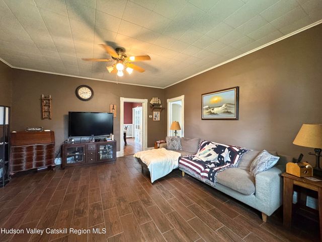 244 Jefferson Heights Heights, Catskill, NY 12414