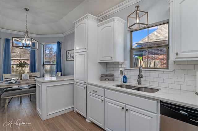 307 Briars Court, Bossier City, LA 71111