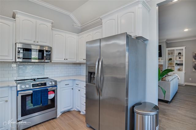 307 Briars Court, Bossier City, LA 71111