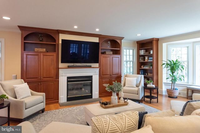 621 PEMBROKE RD, Bryn Mawr, PA 19010