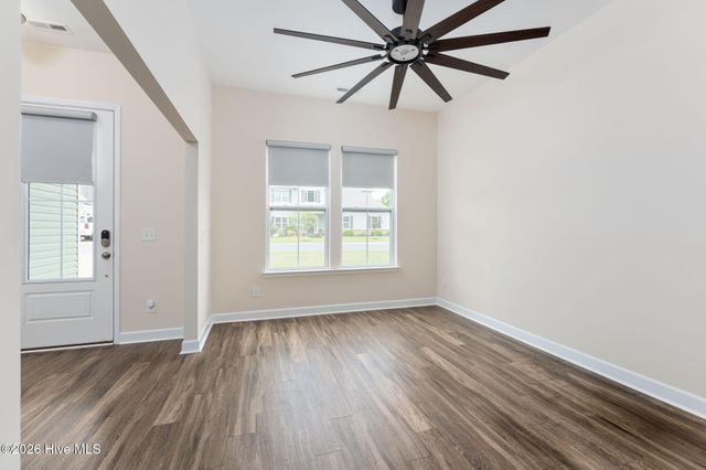 904 W Arboria Drive, Hampstead, NC 28443