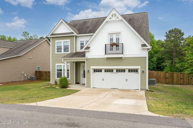 904 W Arboria Drive, Hampstead, NC 28443