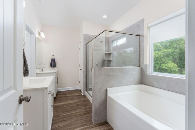 904 W Arboria Drive, Hampstead, NC 28443
