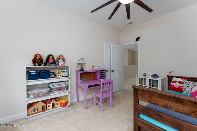 904 W Arboria Drive, Hampstead, NC 28443