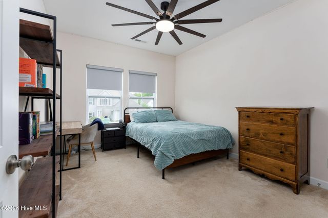 904 W Arboria Drive, Hampstead, NC 28443