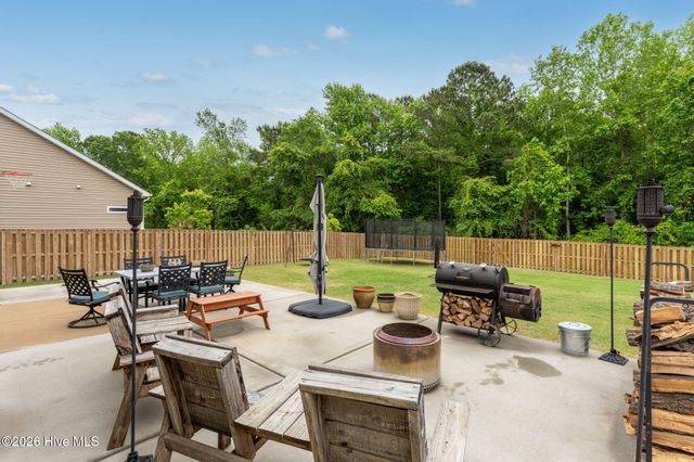 904 W Arboria Drive, Hampstead, NC 28443