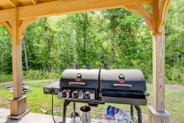 904 W Arboria Drive, Hampstead, NC 28443