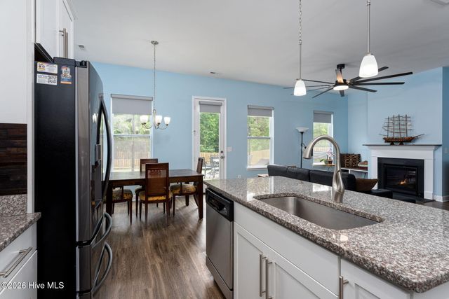 904 W Arboria Drive, Hampstead, NC 28443