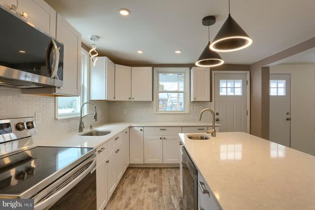 416 PENN ST, Middletown, PA 17057