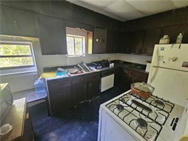 1303 Olivant St, Highland Park, PA 15206