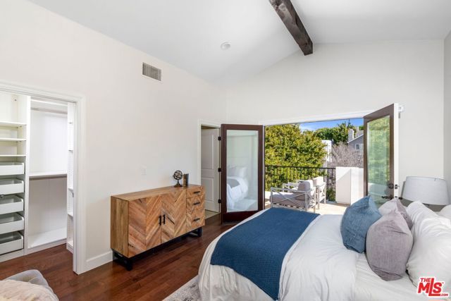 1945 Fairburn Avenue, Los Angeles, CA 90025