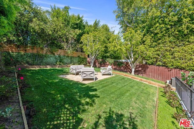 1945 Fairburn Avenue, Los Angeles, CA 90025