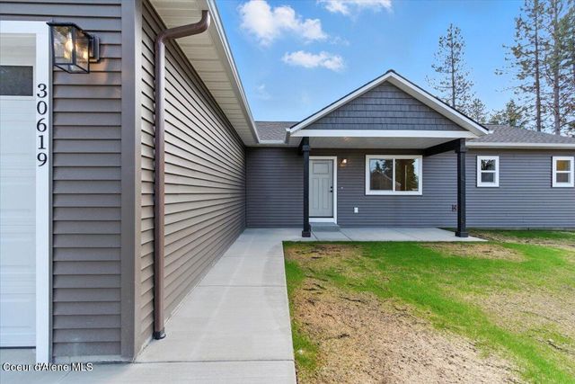 382 Solar Rd, Oldtown, ID 83822