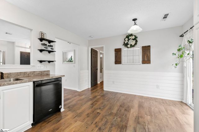 247 W Pheasant Hill Drive, Duncan, SC 29334