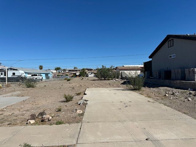 1663 Talc Road, Bullhead City, AZ 86442