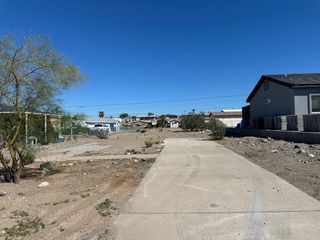 1663 Talc Road, Bullhead City, AZ 86442