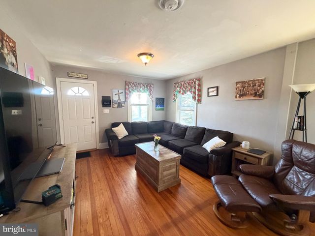 494 GRANT AVE, Willow Grove, PA 19090