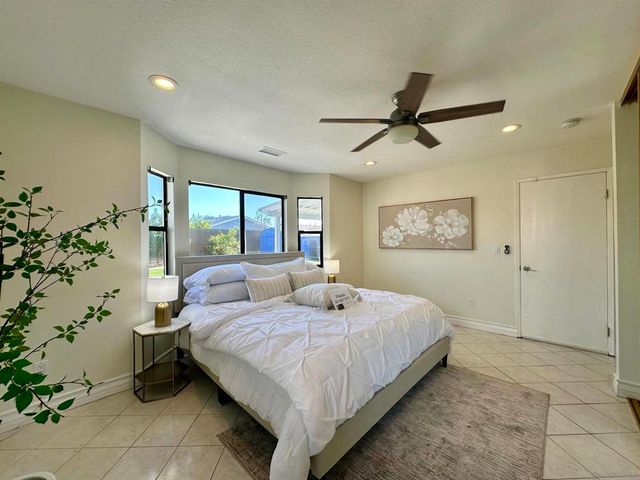 8665 Hillery, San Diego, CA 92126
