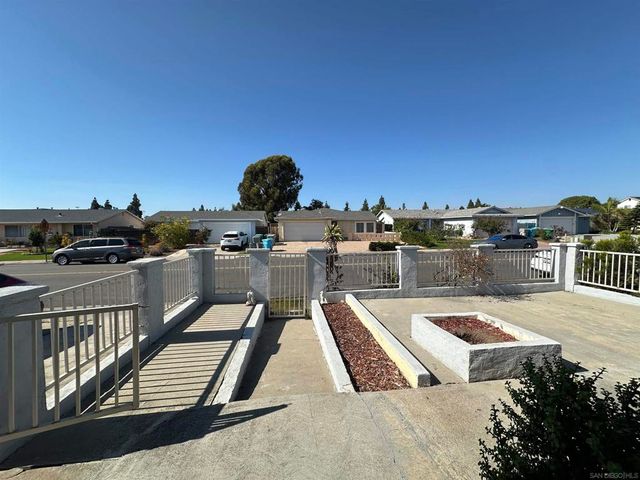 8665 Hillery, San Diego, CA 92126