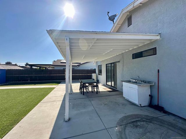 8665 Hillery, San Diego, CA 92126