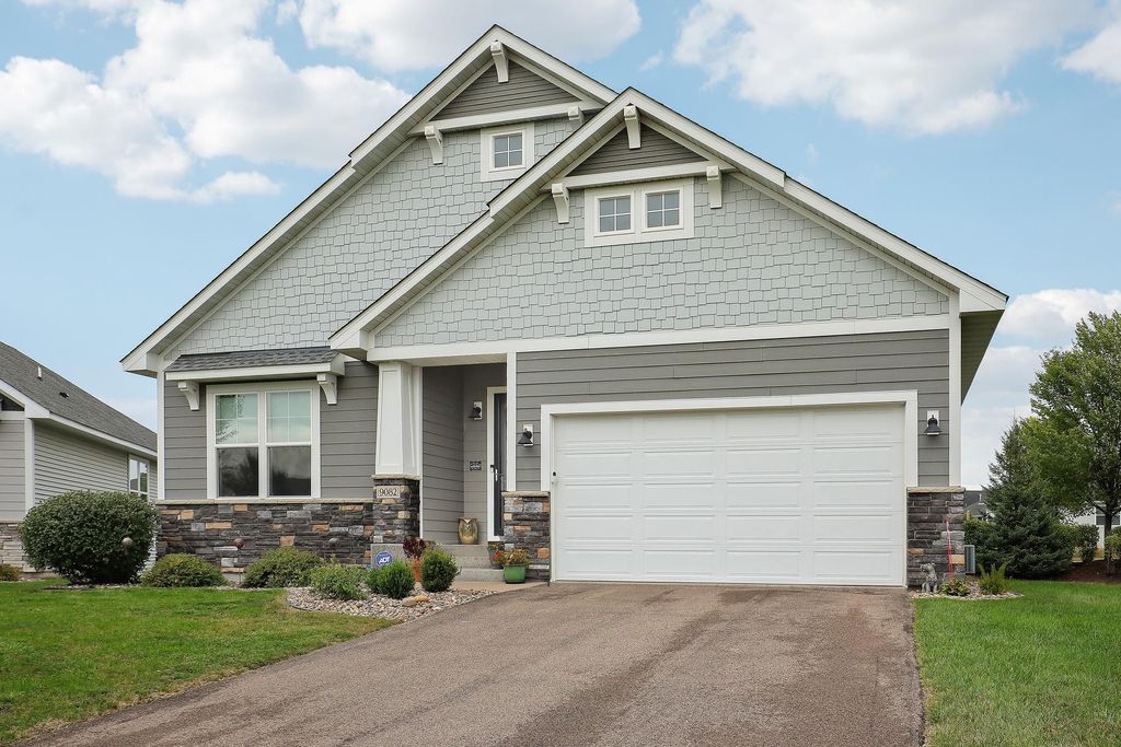 9082 Jade Circle N, Lake Elmo, MN 55042 — photo 2