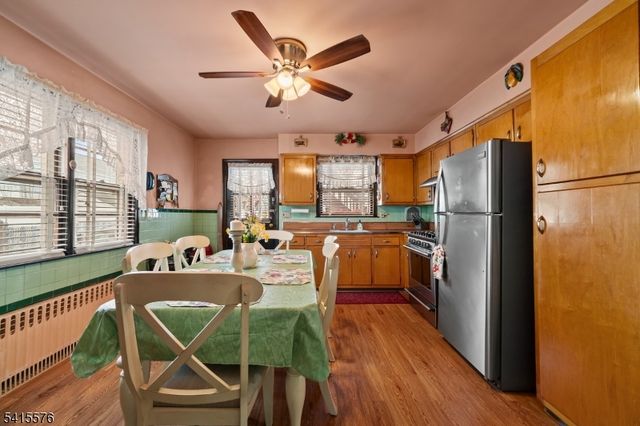 8 Kipp Pl, Paterson City, NJ 07513