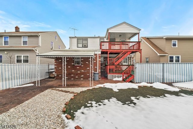 8 Kipp Pl, Paterson City, NJ 07513