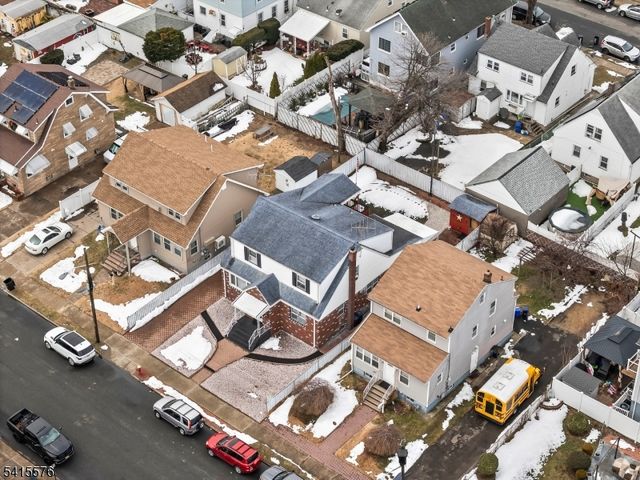 8 Kipp Pl, Paterson City, NJ 07513