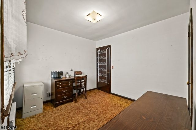 8 Kipp Pl, Paterson City, NJ 07513