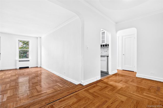 601 Pelham Parkway N 315, Bronx, NY 10467