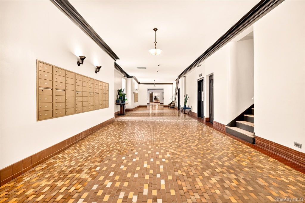 601 Pelham Parkway N 315, Bronx, NY 10467 — photo 3