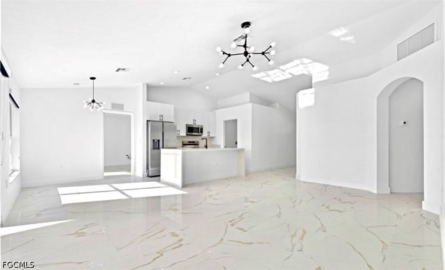 3201 NW 2nd PL, Cape Coral, FL 33993