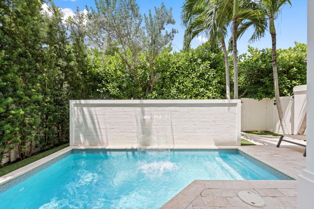957 Sweetwater Lane, Boca Raton, FL 33431