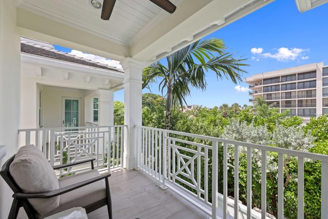 957 Sweetwater Lane, Boca Raton, FL 33431