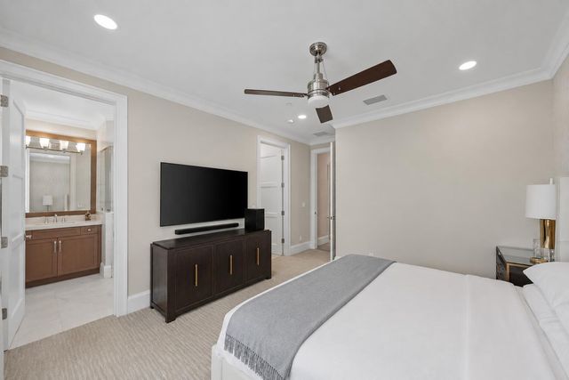 957 Sweetwater Lane, Boca Raton, FL 33431