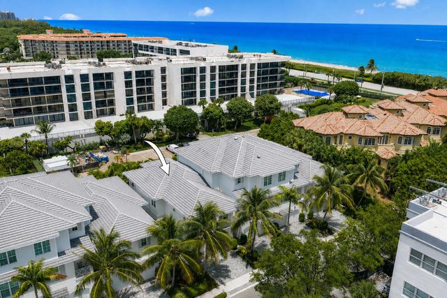 957 Sweetwater Lane, Boca Raton, FL 33431