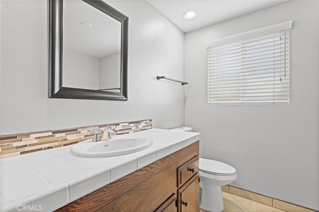 26433 Chestnut Drive, Hemet, CA 92544