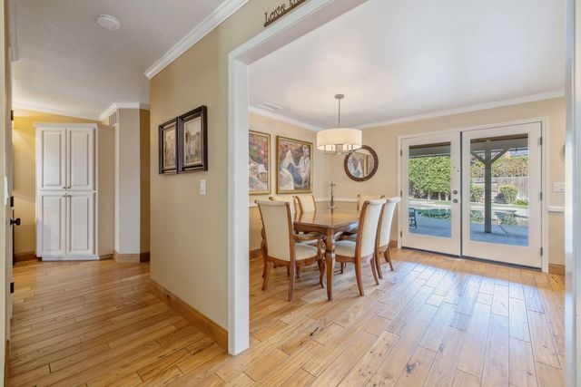 250 E Chestnut Court, Visalia, CA 93292