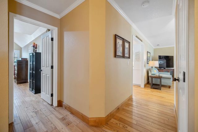 250 E Chestnut Court, Visalia, CA 93292