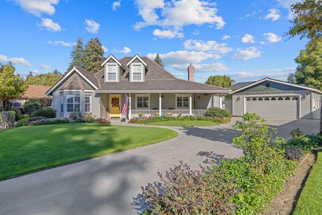 250 E Chestnut Court, Visalia, CA 93292