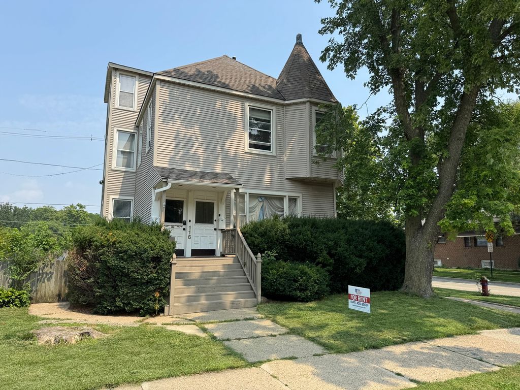 116 E Quincy Street 1, Riverside, IL 60546