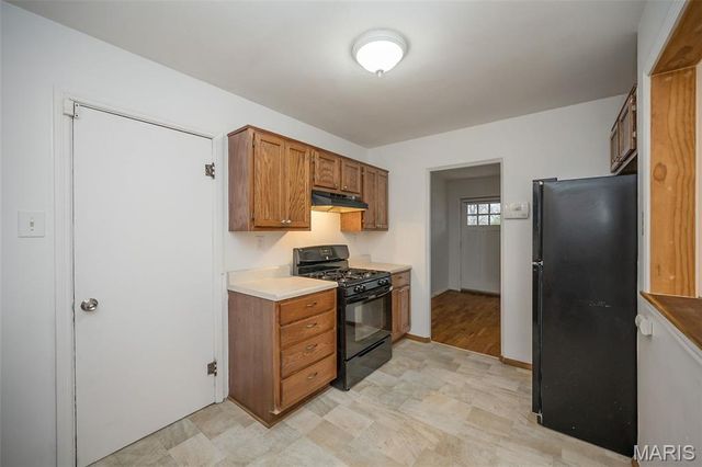 1666 Crabapple Lane, St Louis, MO 63119