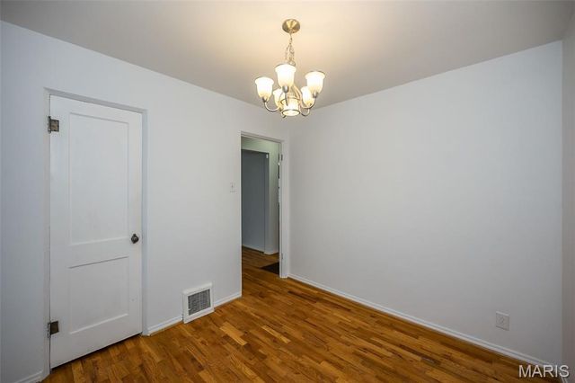 1666 Crabapple Lane, St Louis, MO 63119