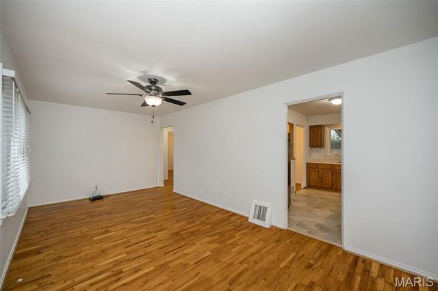 1666 Crabapple Lane, St Louis, MO 63119